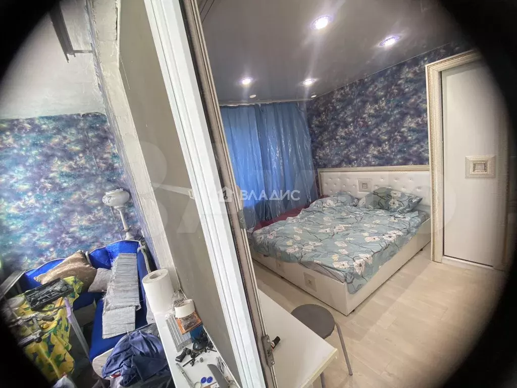 Комната 15 м в 2-к., 1/9 эт. - Фото 0