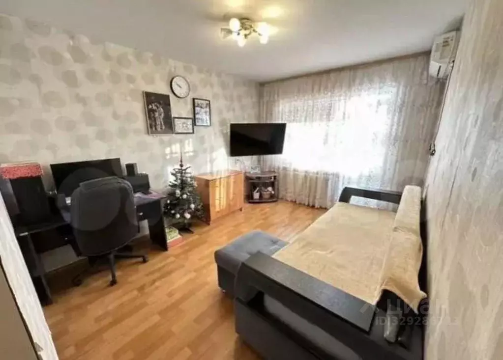 1-к кв. Татарстан, Казань ул. Годовикова, 15 (33.8 м) - Фото 1