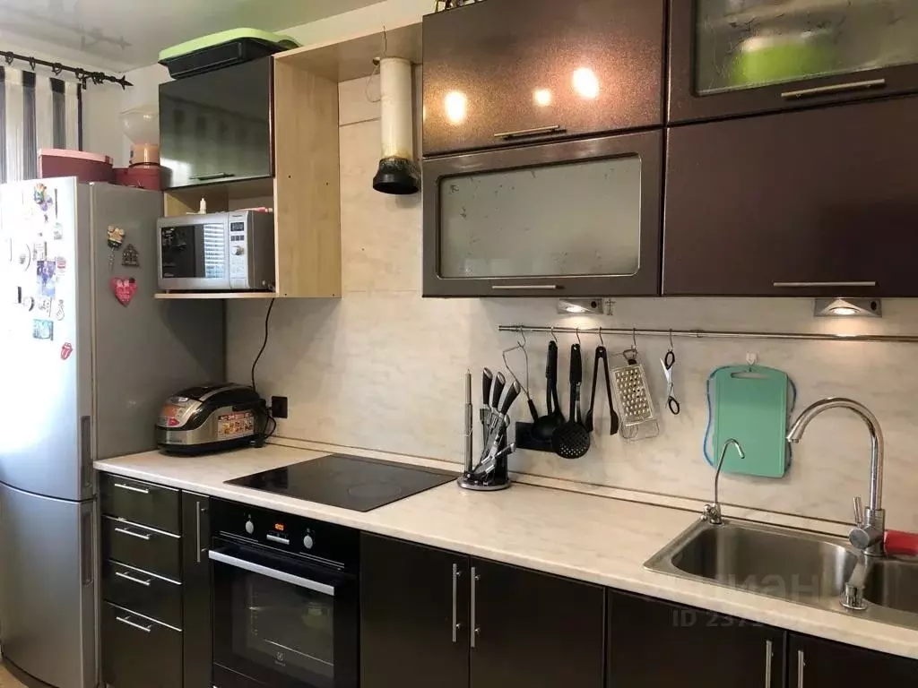 2-к кв. Приморский край, Владивосток Тобольская ул., 12 (60.0 м) - Фото 2