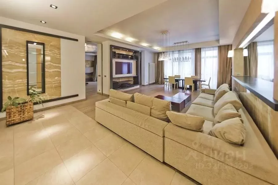 2-к кв. Москва Староволынская ул., 15к1 (136.6 м) - Фото 1