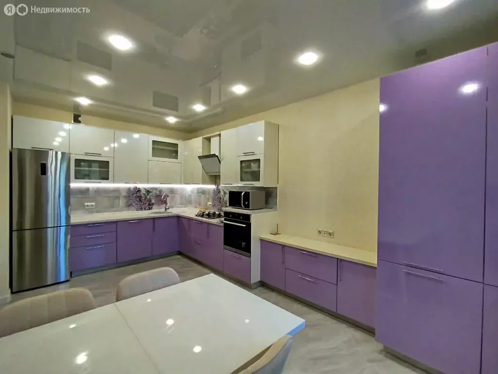 3-комнатная квартира: Рязань, Московский район, улица Костычева, 19к1 ... - Фото 0