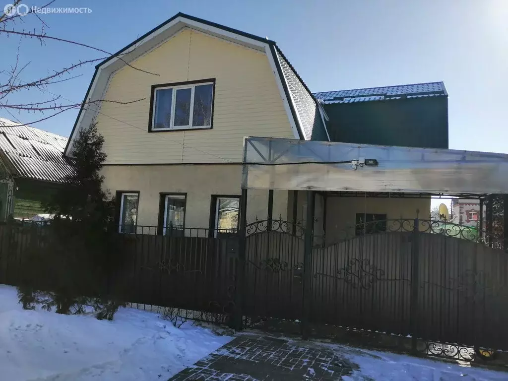 Дом в Энгельс, площадь Ленина (140 м) - Фото 2