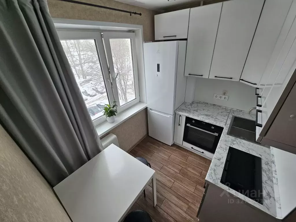 1-к кв. Татарстан, Казань Волгоградская ул., 3 (31.9 м) - Фото 1