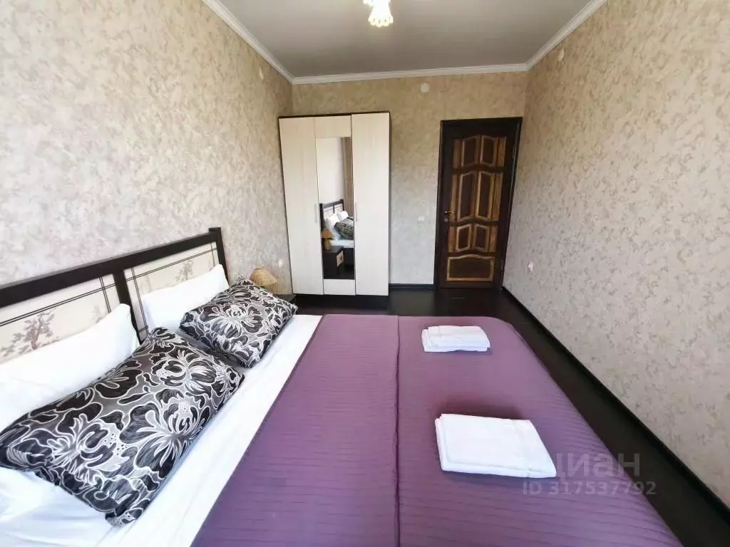 2-к кв. Татарстан, Казань ул. Салиха Батыева, 11 (56.0 м) - Фото 0