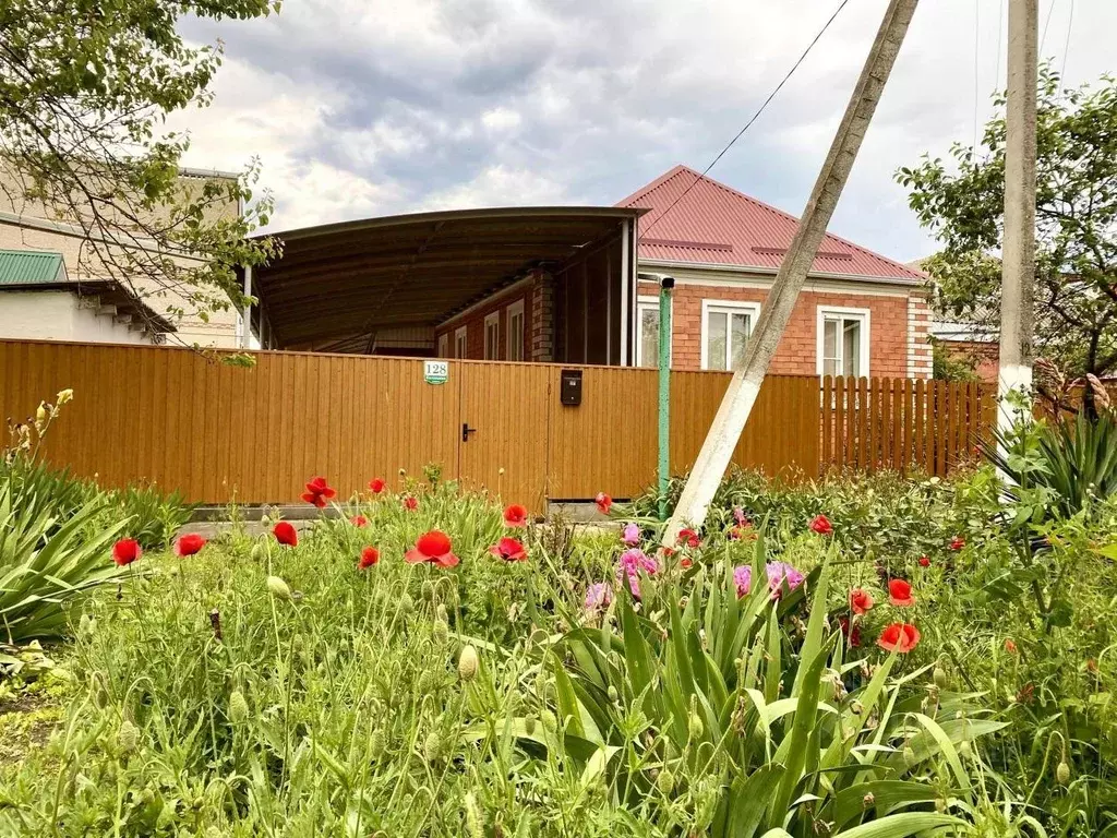 Дом в Краснодарский край, Лабинск ул. Калинина (47 м) - Фото 1