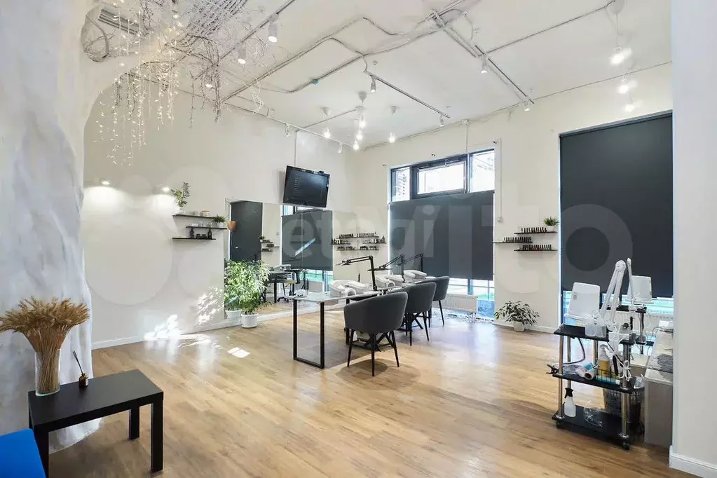 Продам помещение свободного назначения, 60.8 м - Фото 0