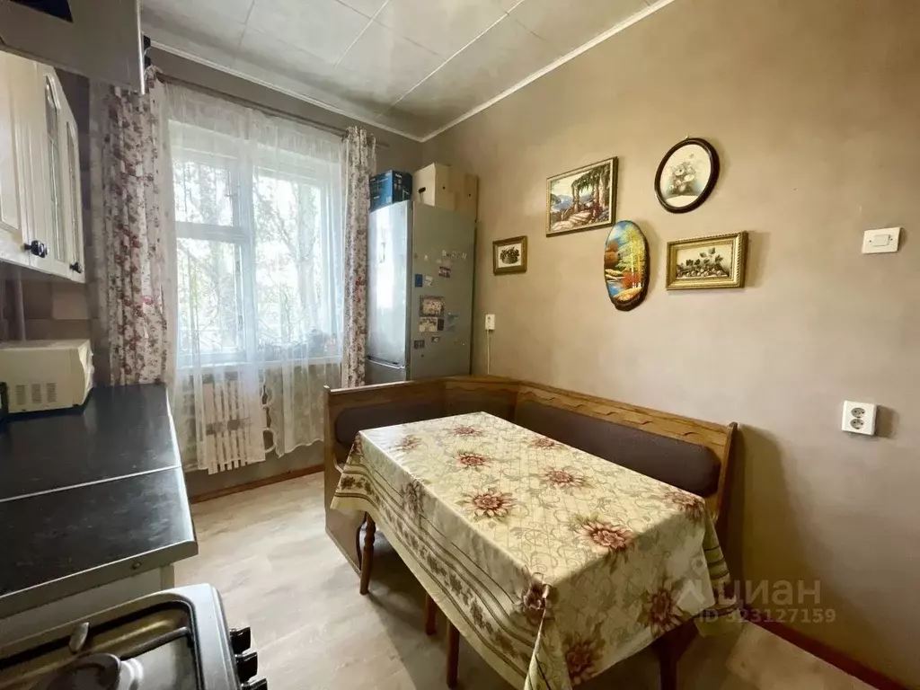 3-к кв. Астраханская область, Астрахань ул. Генерала Герасименко, 2 ... - Фото 2