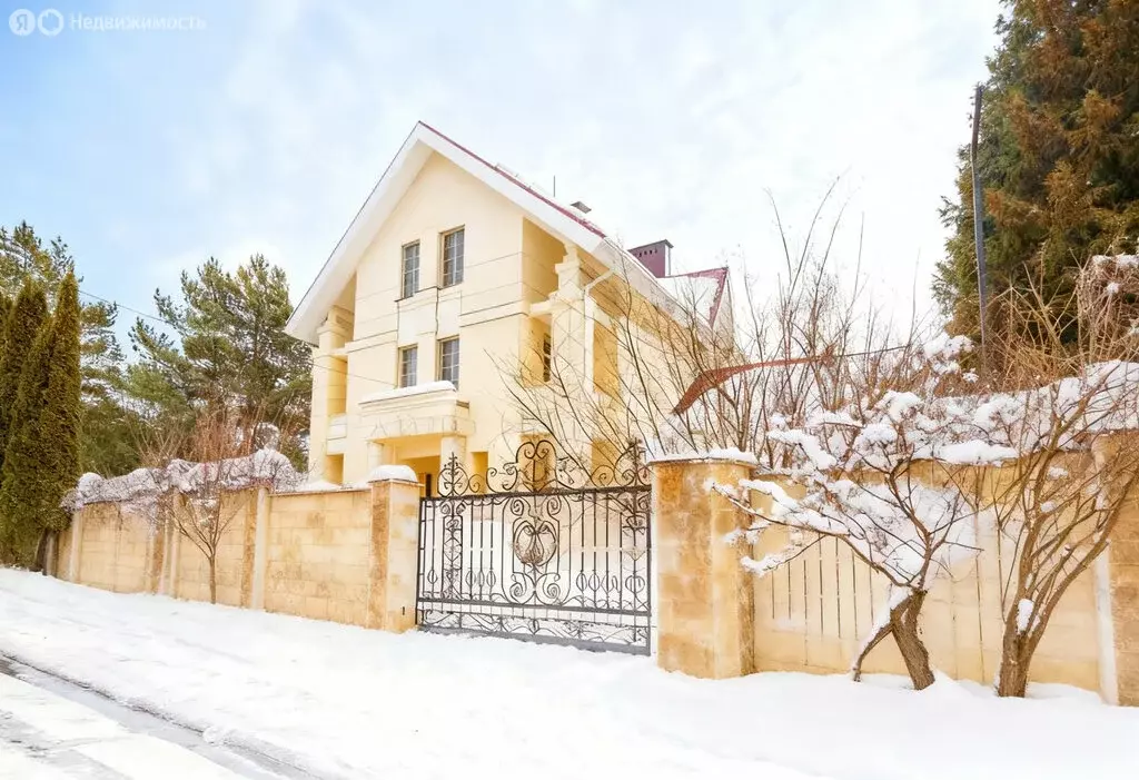 Дом в посёлок городского типа Шаховская, Новая улица, 25 (700 м) - Фото 1