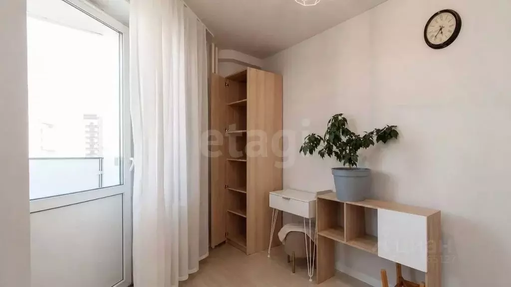 3-к кв. Тюменская область, Тюмень ул. Станислава Карнацевича, 5 (74.5 ... - Фото 1