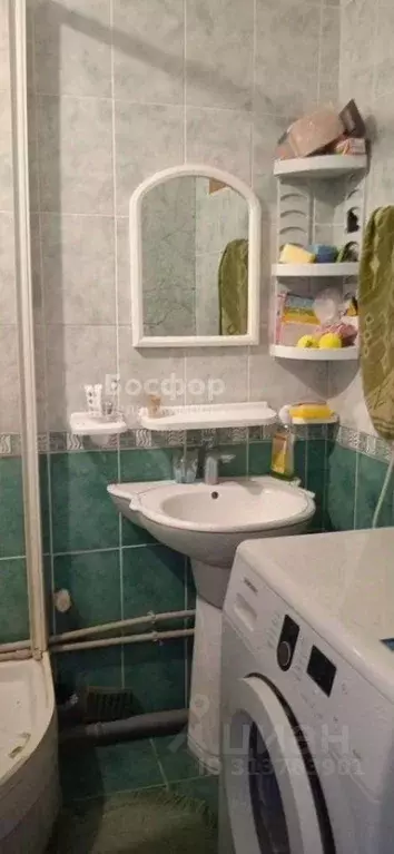 3-к кв. Крым, Феодосия ул. Челнокова, 98 (70.0 м) - Фото 0