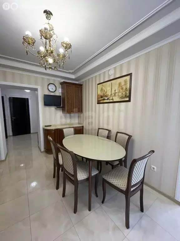 2-комнатная квартира: Батайск, улица Ленина, 170Б (65 м) - Фото 1