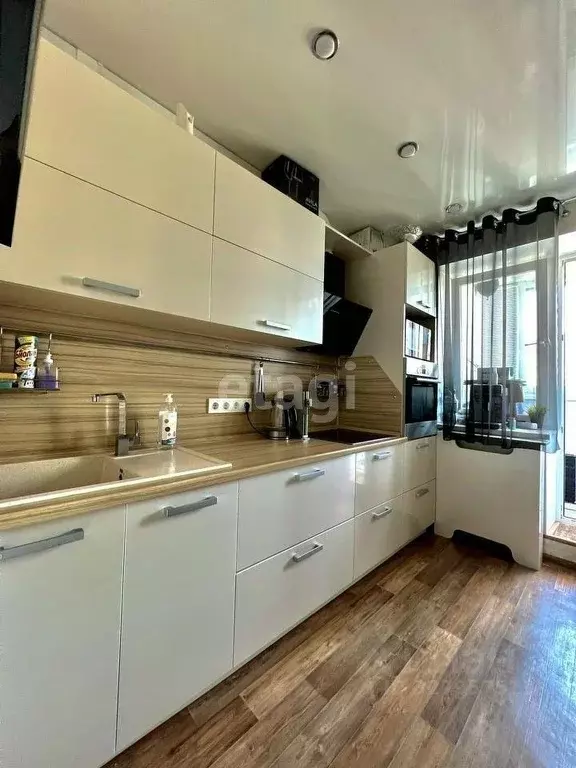 2-к кв. Тюменская область, Тюмень ул. Андрея Бушуева, 4к1 (51.3 м) - Фото 1