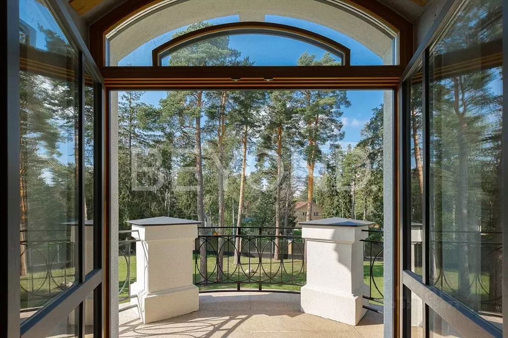 Дом в Санкт-Петербург пос. Солнечное, ул. Дачная, 7Б (1633 м) - Фото 1