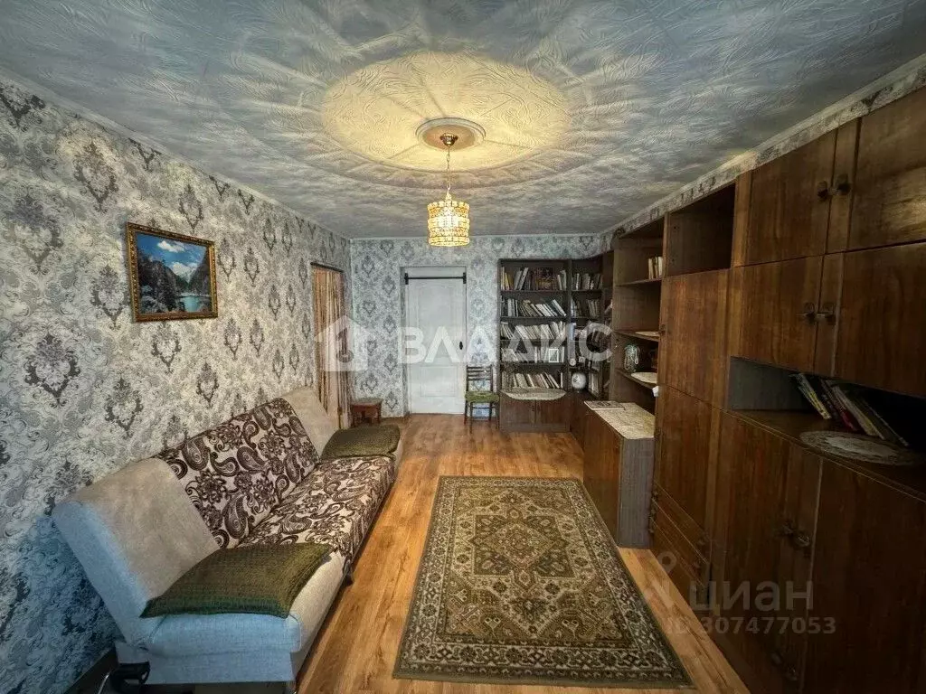 3-к кв. Бурятия, Улан-Удэ Приречная ул., 3 (58.3 м) - Фото 1
