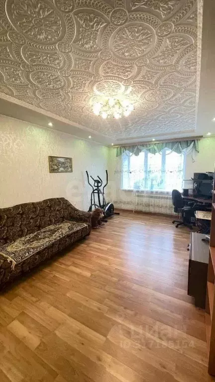 3-к кв. Архангельская область, Вычегодский рп ул. Крупской, 4 (74.2 м) - Фото 0