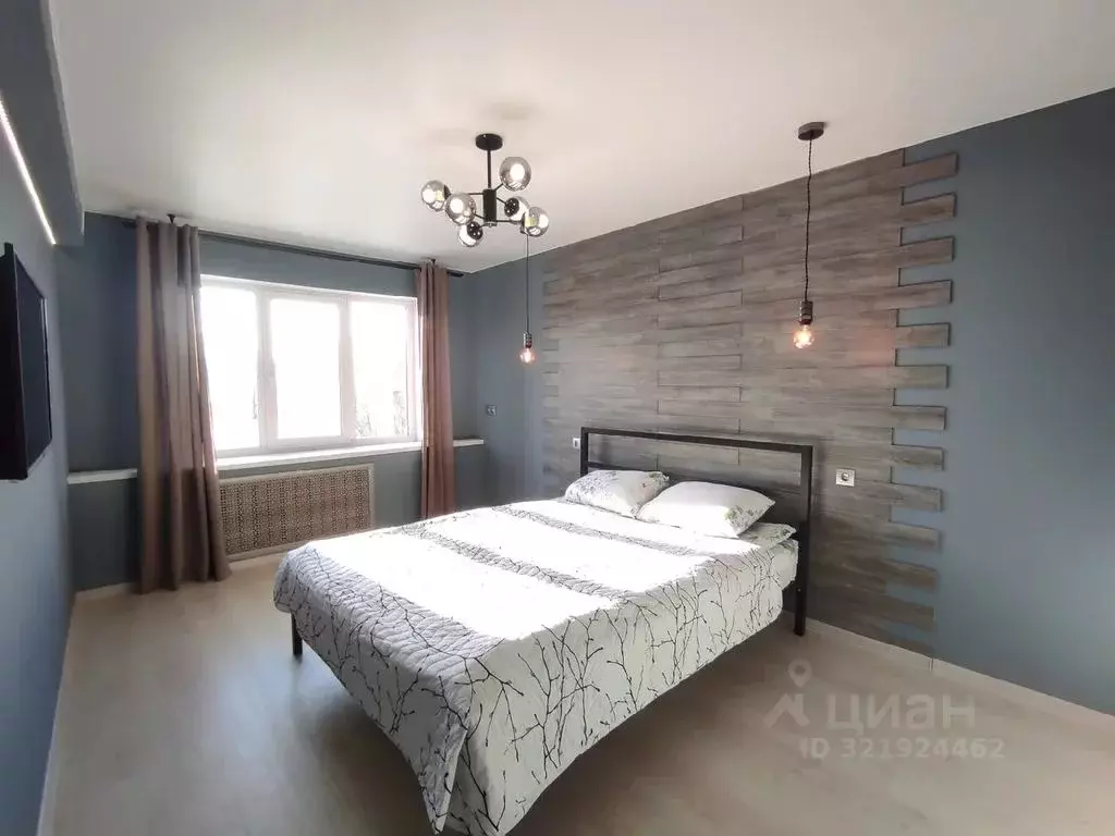 2-к кв. Вологодская область, Череповец Комсомольская ул., 19 (52.0 м) - Фото 1