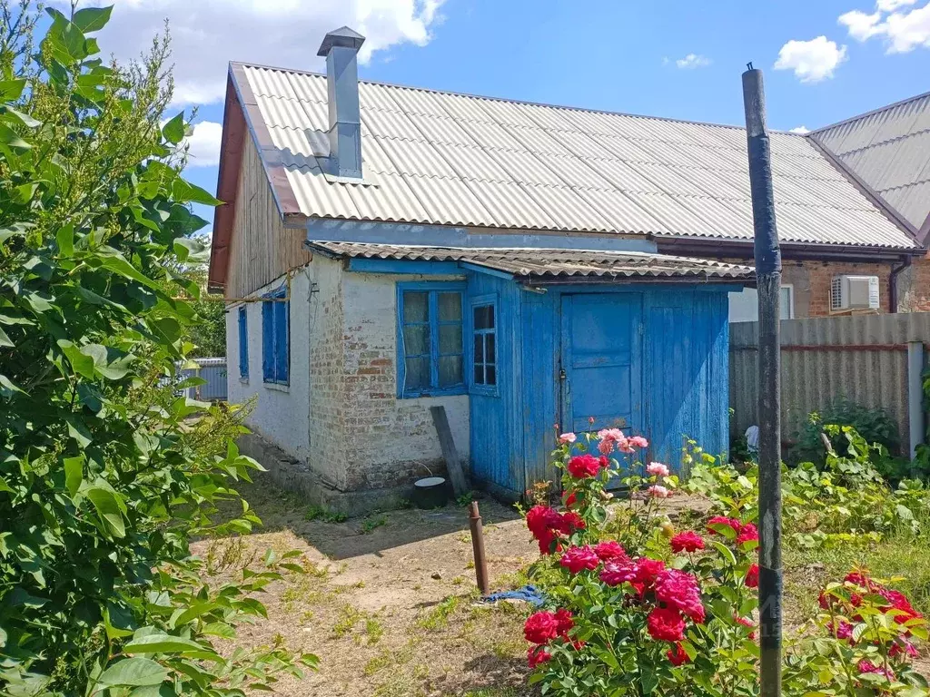 Дом в Ростовская область, Донецк ул. Суворова, 13 (44 м) - Фото 1