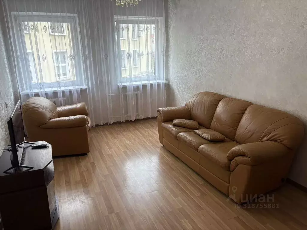 2-к кв. Калининградская область, Калининград ул. Кирова, 4 (53.0 м) - Фото 0