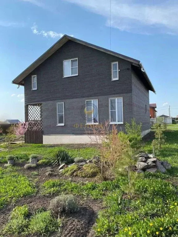 Дом в Белгородская область, Белгородский район, с. Стрелецкое ул. ... - Фото 1