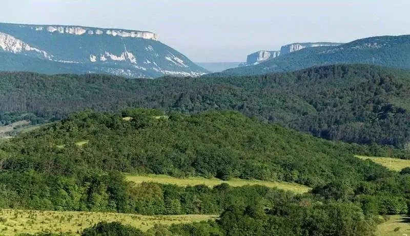 Участок в Крым, Бахчисарайский район, Куйбышевское с/пос, с. Высокое  ... - Фото 1