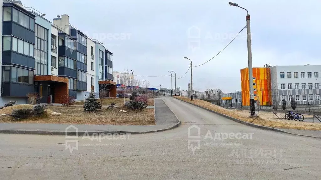1-к кв. Волгоградская область, Волгоград ул. Степанищева, 10 (30.0 м) - Фото 0