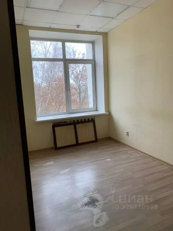 Офис в Кировская область, Киров ул. Владимирская, 99 (25 м) - Фото 1