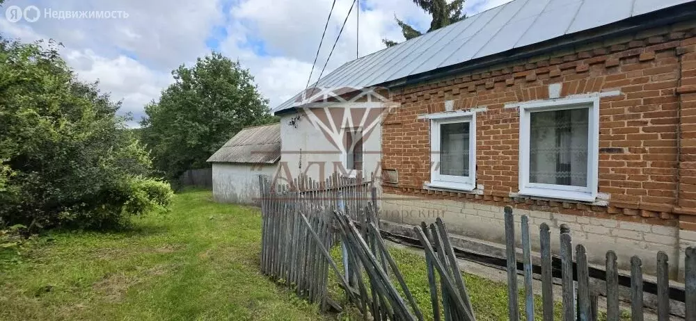 Дом в Елец, Городская улица (74 м) - Фото 0