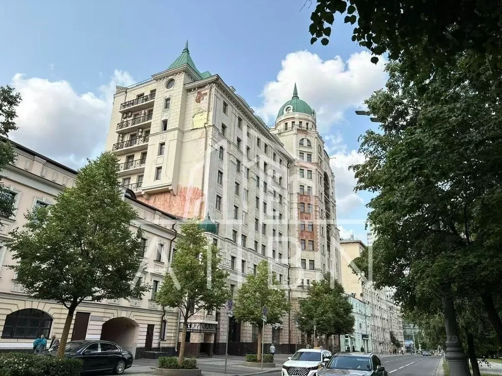 Помещение свободного назначения в Москва Оружейный пер., 15А (500 м) - Фото 0