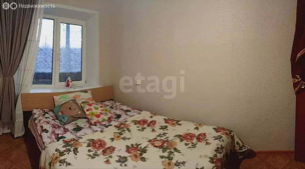 3-комнатная квартира: село Майма, улица Энергетиков, 1 (57 м) - Фото 1