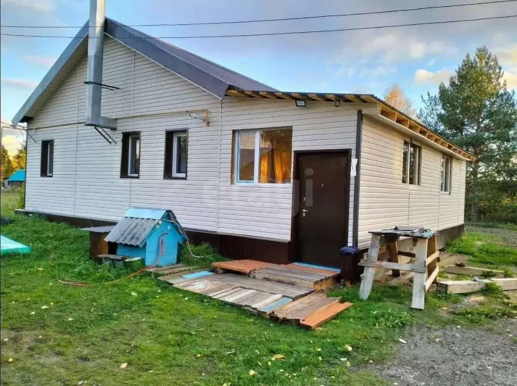 Дом в Коми, Усть-Вымский муниципальный район, Студенец муниципальное ... - Фото 1