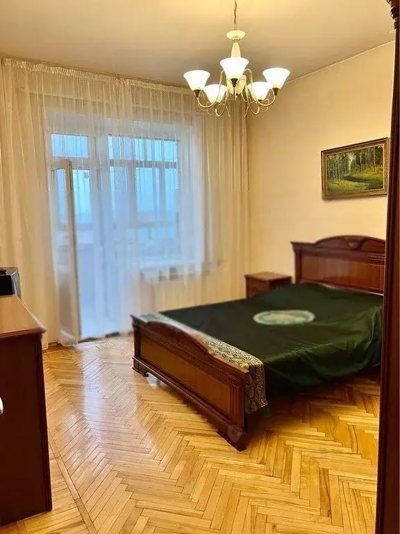 3-к кв. Омская область, Омск ул. Красина, 4 (85.0 м) - Фото 1