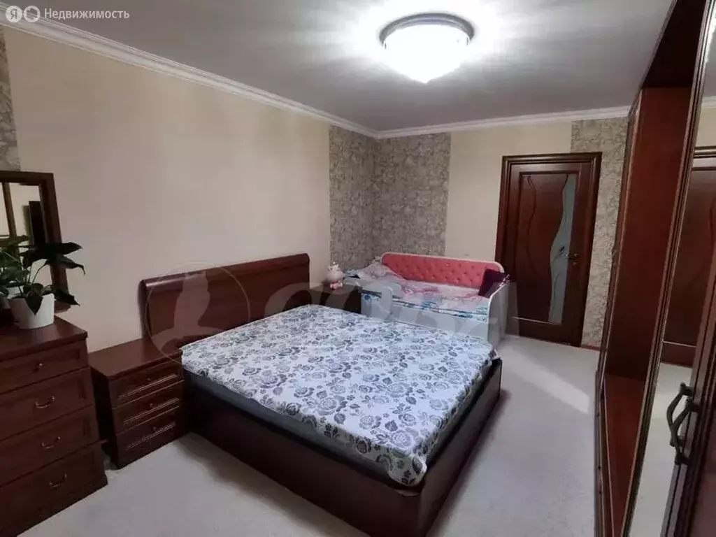 2-комнатная квартира: Тюмень, улица Николая Семёнова, 25к1 (62.3 м) - Фото 1