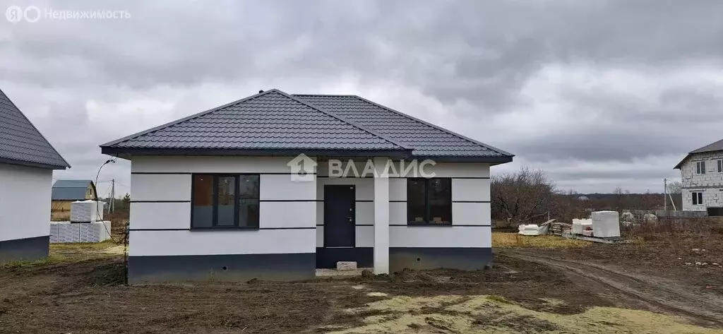 Дом в село Бессоновка, Солнечная улица (100 м) - Фото 1