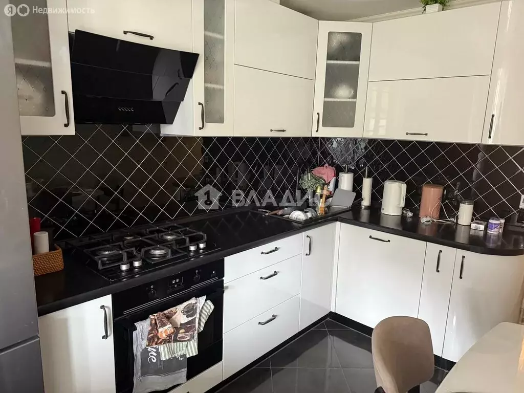 2-комнатная квартира: Ковров, проспект Мира, 6 (50 м) - Фото 0