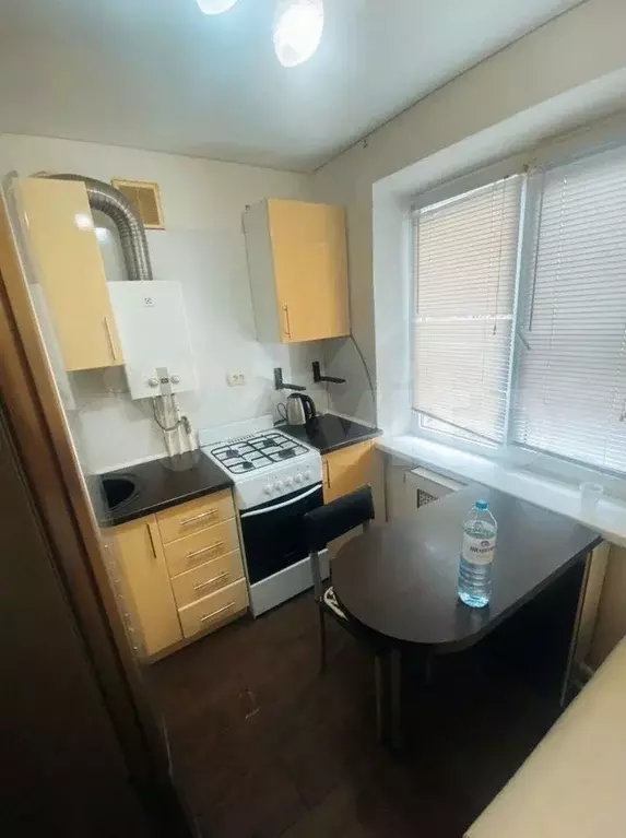 1-к. квартира, 31 м, 5/5 эт. - Фото 1