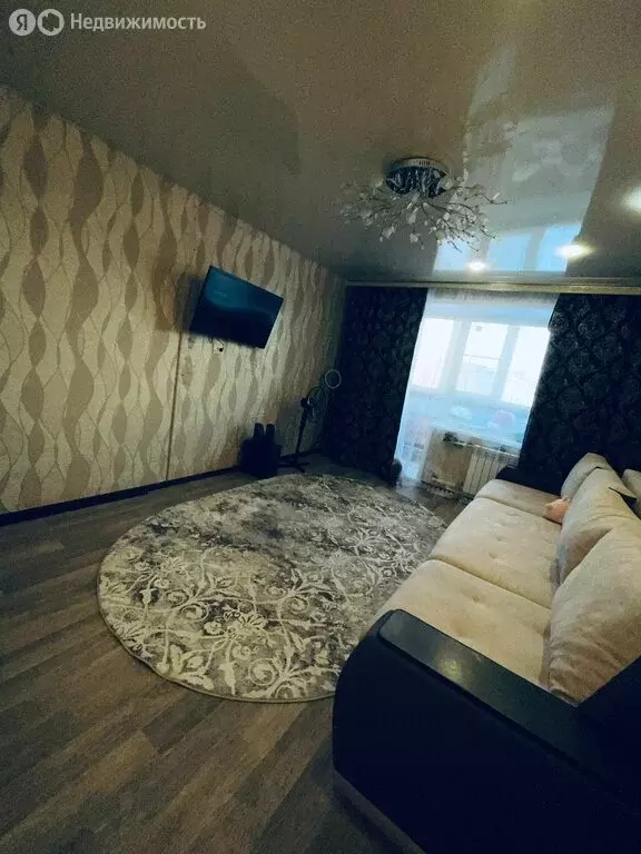 2-комнатная квартира: Мыски, улица Вахрушева, 31 (48.3 м) - Фото 1