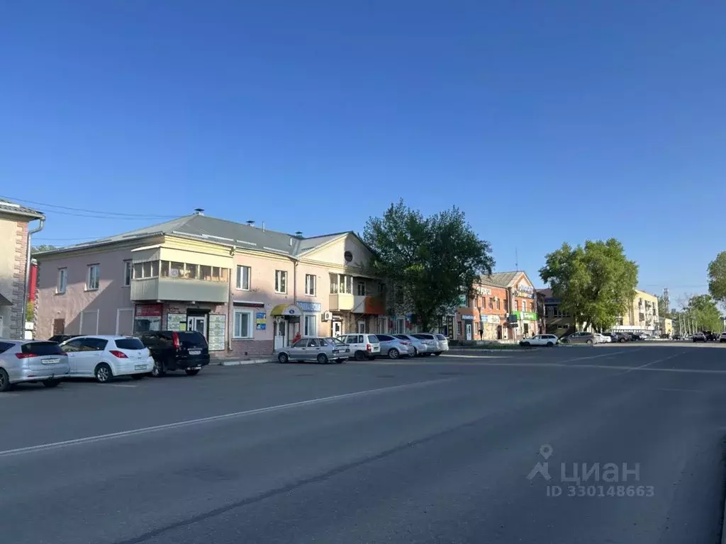 Торговая площадь в Хакасия, Абакан ул. Маршала Жукова, 24 (63 м) - Фото 1