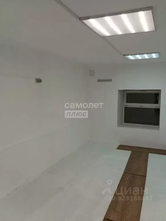 Помещение свободного назначения в Свердловская область, Екатеринбург ... - Фото 1