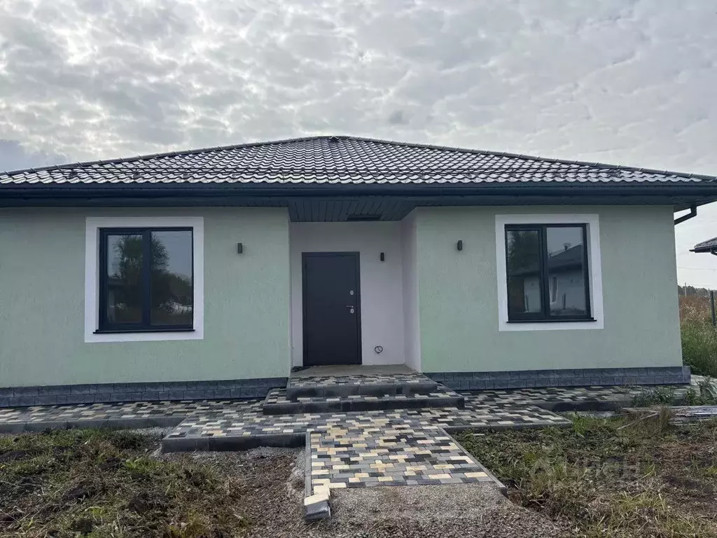 Дом в Челябинская область, Сосновский муниципальный округ, с. ... - Фото 1