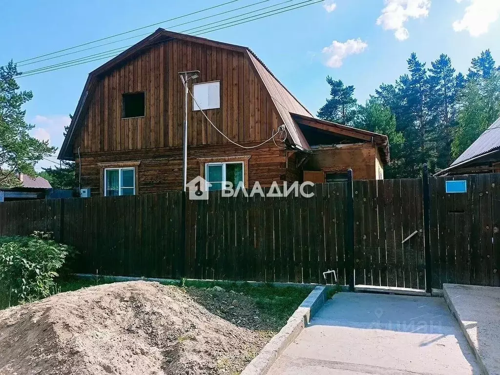Дом в Бурятия, Улан-Удэ ул. Радуга, 17 (80 м) - Фото 0
