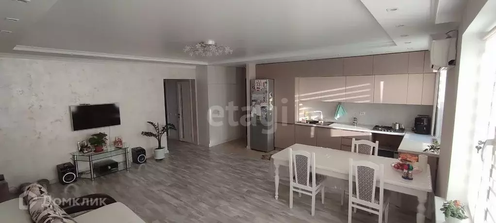 Продаётся 4-к квартира, 110 м - Фото 0