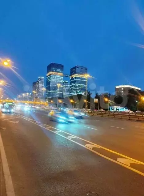 Комната 18,7 м в 3-к., 4/5 эт. - Фото 0