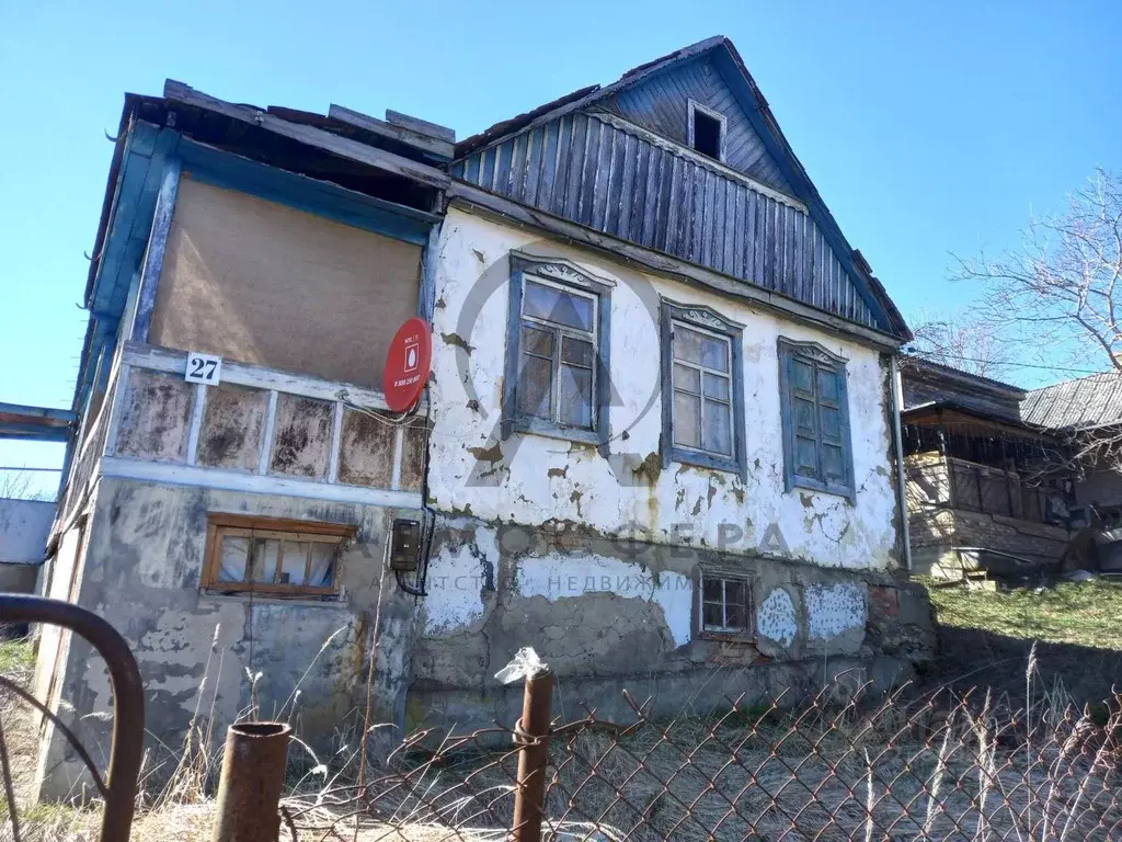 Дом в Краснодарский край, Хадыженск Апшеронский район, ул. Фурманова ... - Фото 1