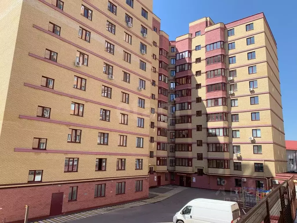2-к кв. Курская область, Курск ул. Марата, 21 (67.5 м) - Фото 0