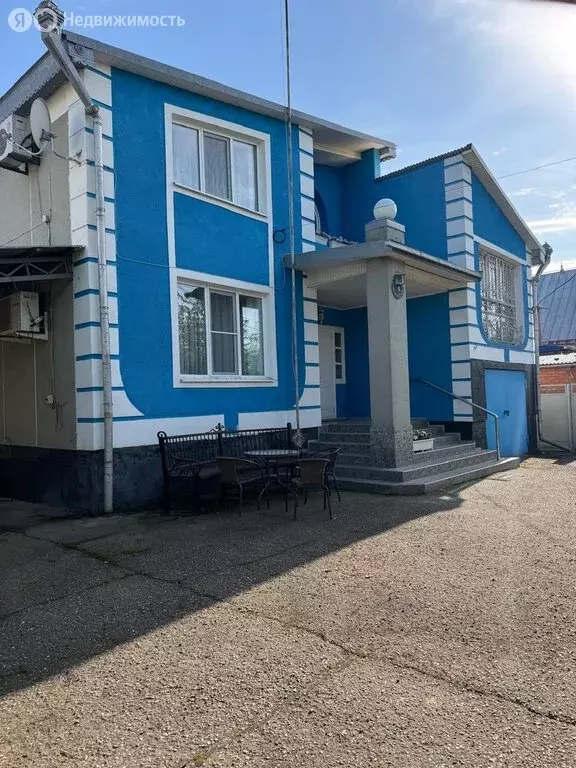 Дом в Усть-Лабинск, Сахарная улица (284.7 м) - Фото 1
