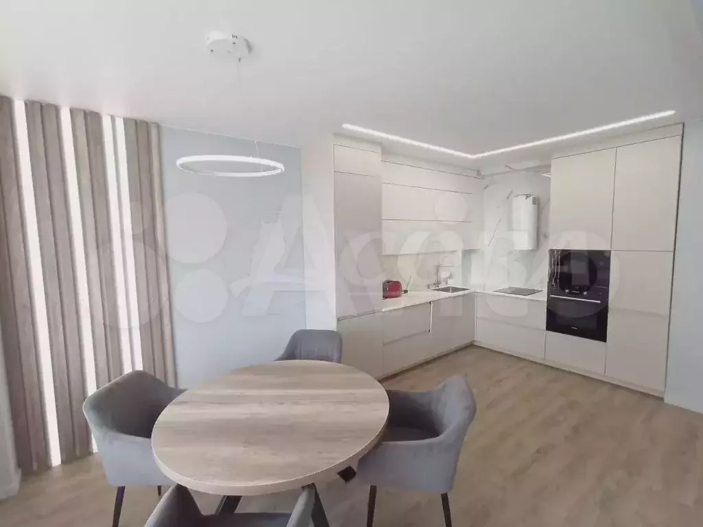 2-к. квартира, 90 м, 7/20 эт. - Фото 0