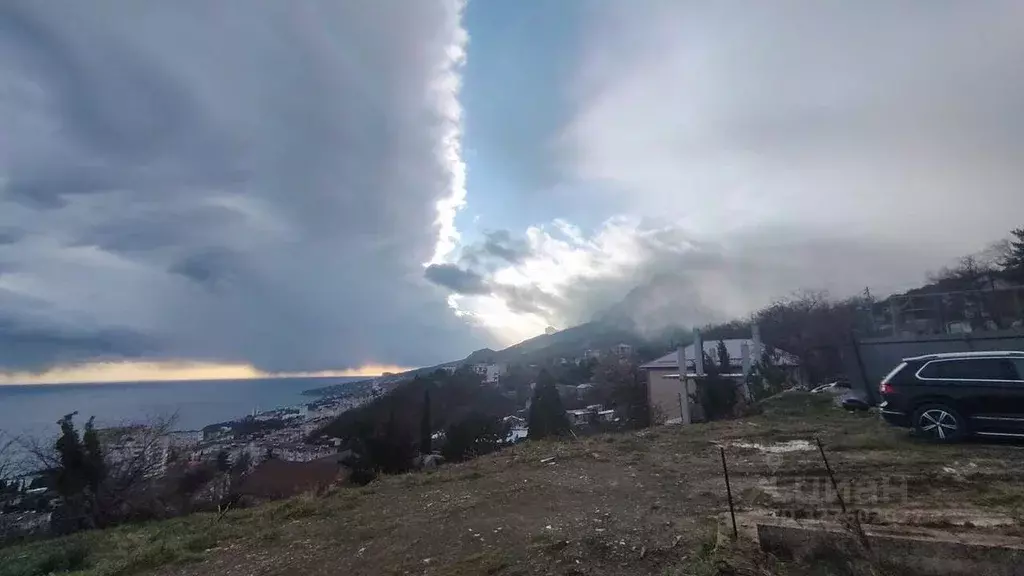 Участок в Крым, Ялта муниципальный округ, Гаспра пгт ул. Горького ... - Фото 1