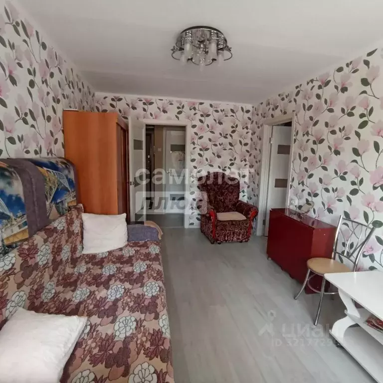 2-к кв. Пензенская область, Кузнецк Сызранская ул., 154А (40.2 м) - Фото 0