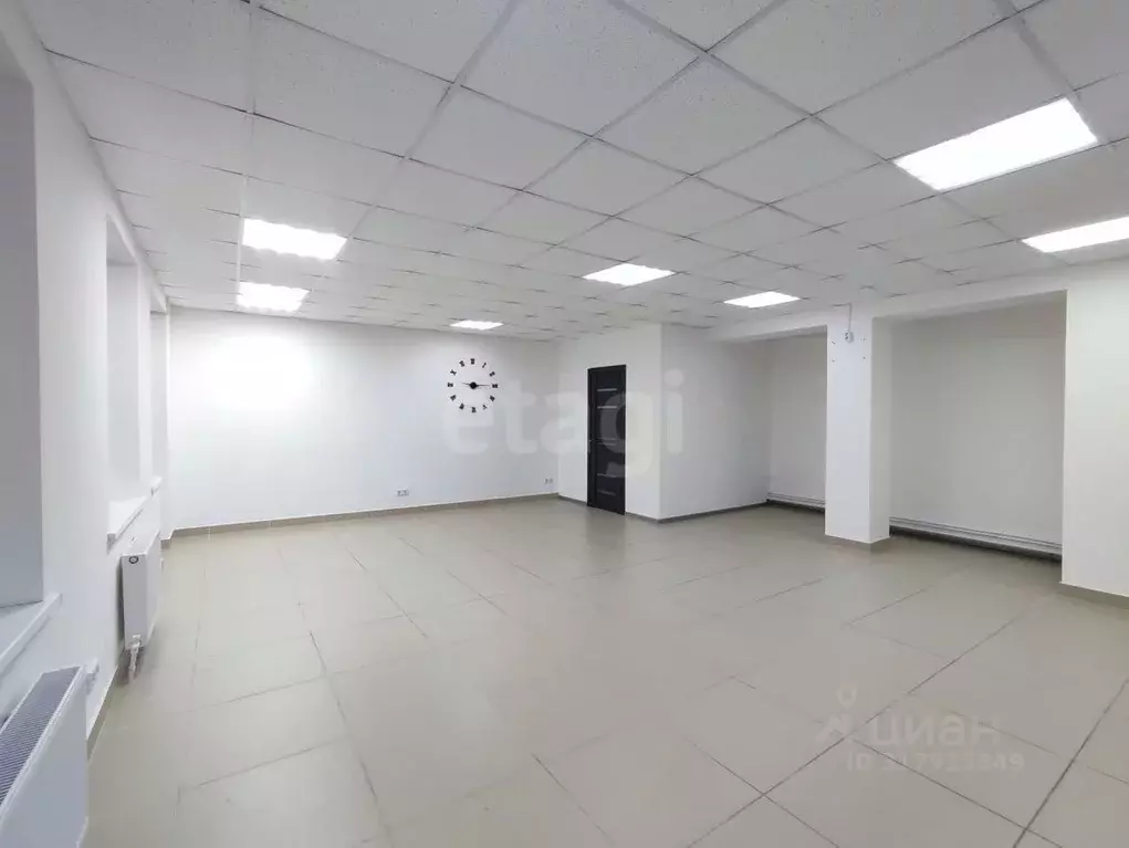 Помещение свободного назначения в Ямало-Ненецкий АО, Новый Уренгой ул. ... - Фото 0