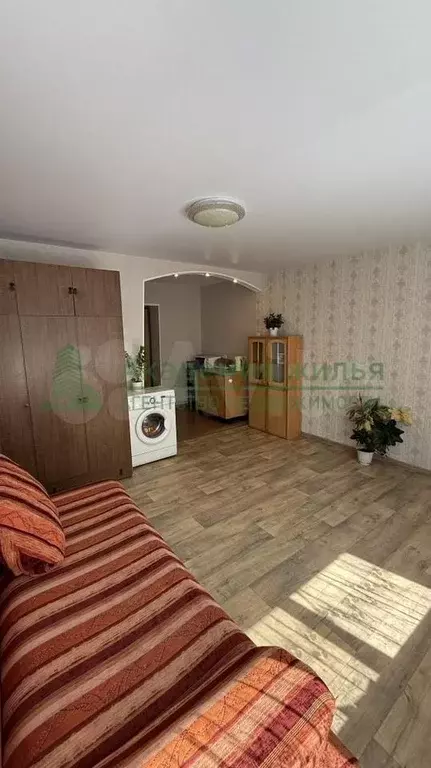 Комната 22 м в 4-к., 2/5 эт. - Фото 1